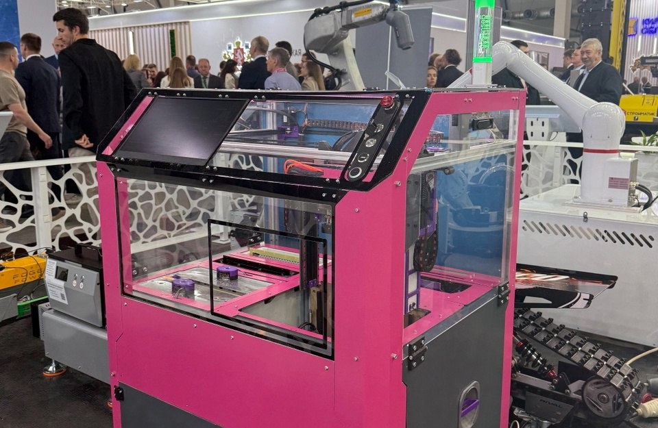 Компактный станок для печати плат